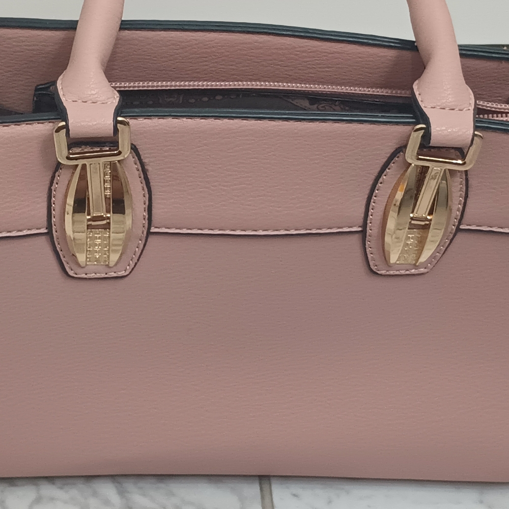 Elegant Pink Shoulder Bag